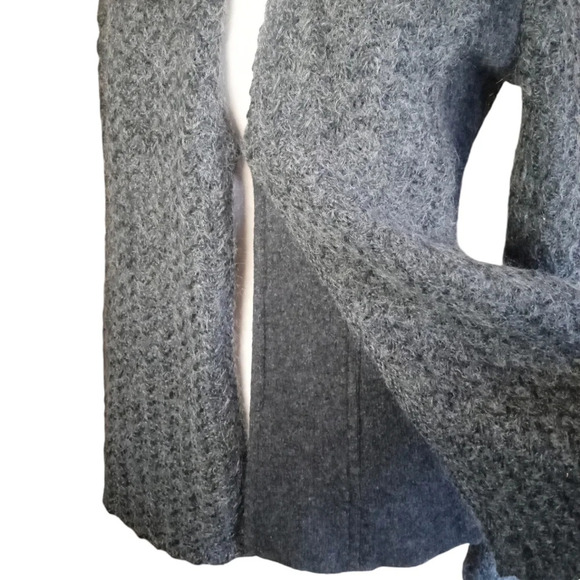 Unbranded Made in Italy Wool Mohair Open Knit Single Button Attached Scarf Large - Picture 4 of 7